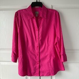 Chico's Size 3 (US 16) - Vibrant Pink Geometric Blouse.  Wrinkle resistant.
